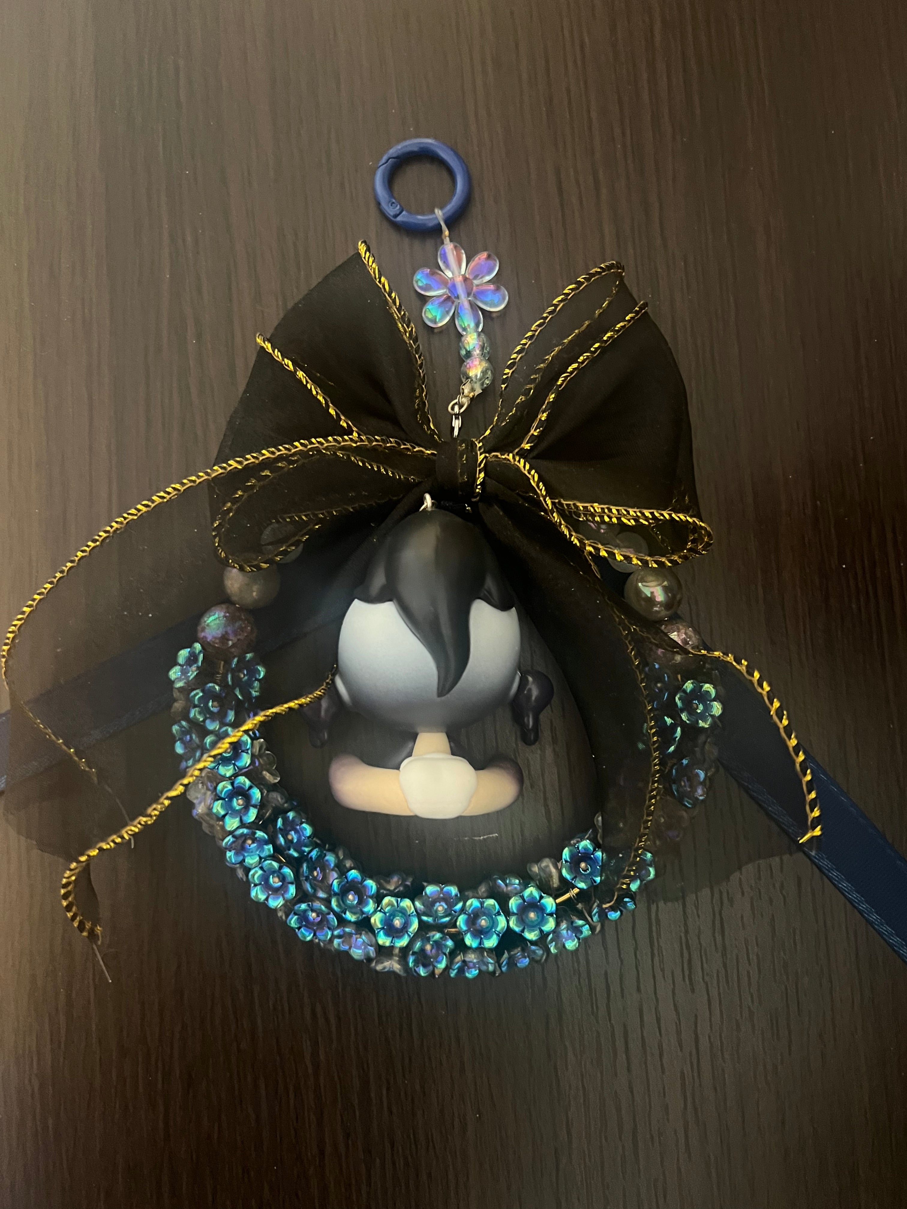 Dark Raven Urban Charm